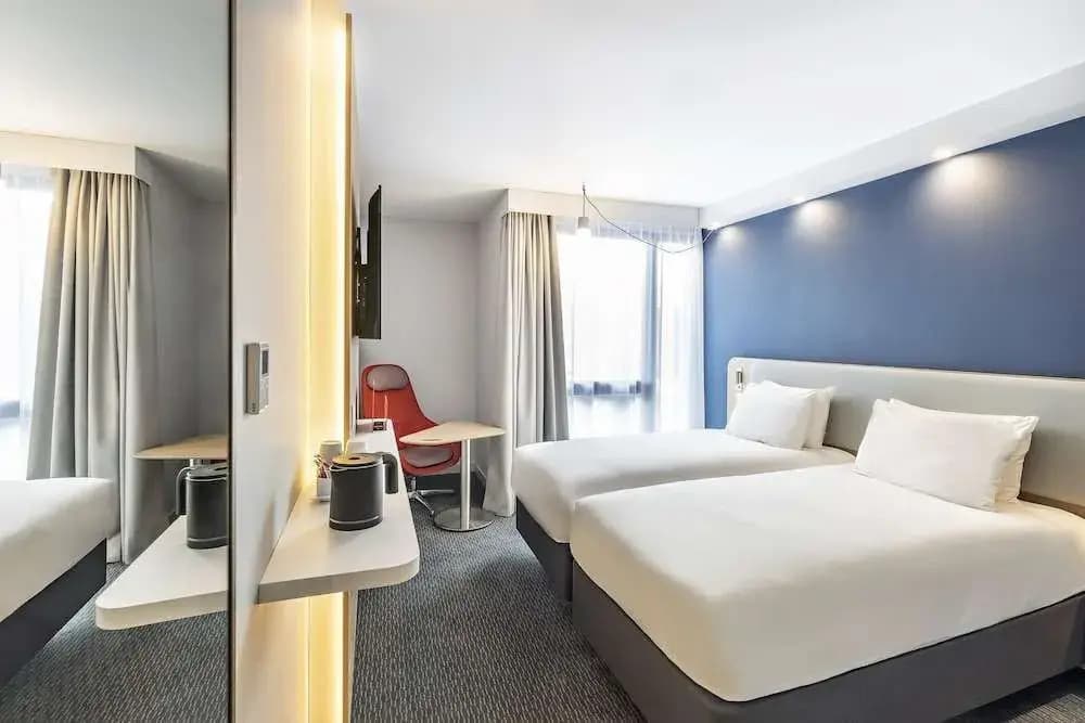 Holiday Inn Express Paris Poissy by IHG - Photo 1