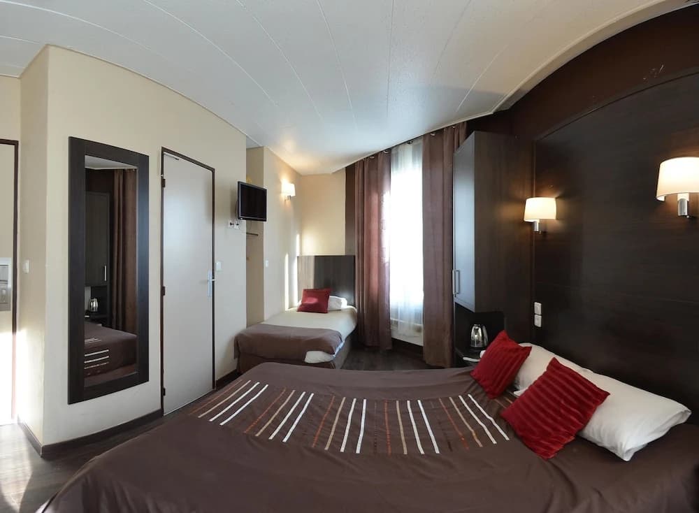 Hôtel du Parc Even - Photo 2