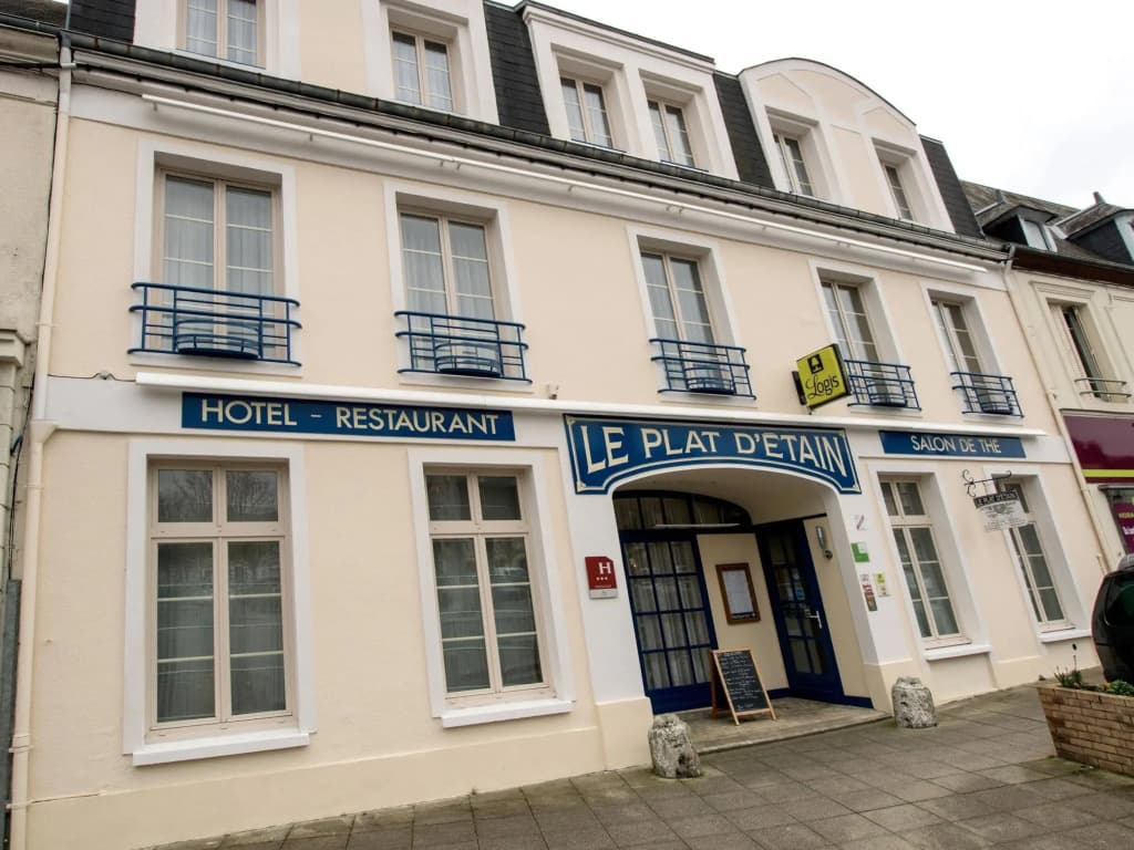 Hôtel le Plat d'Etain - Photo 1