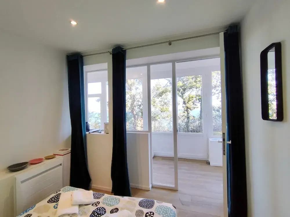 Superb Villa With sea View Near the Beach - Miniature 4