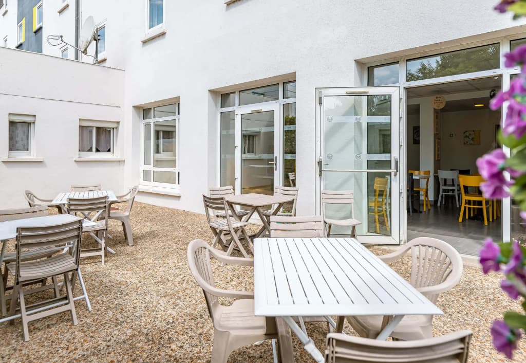 B&B HOTEL Tours Parc Expo St Avertin - Miniature 8