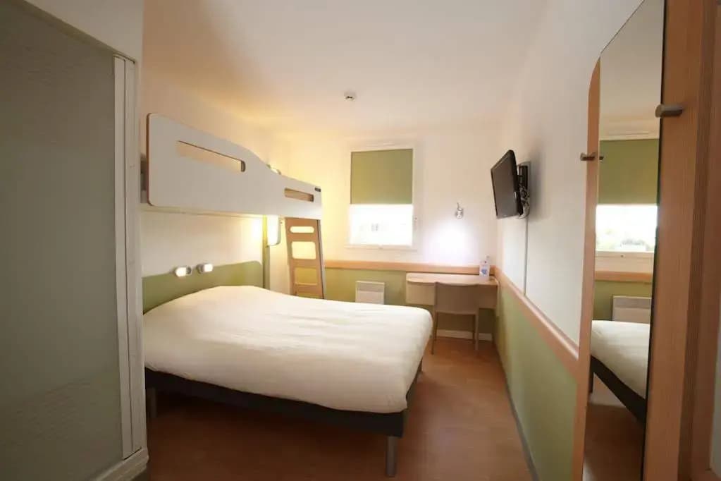 ibis budget Pontarlier - Photo 4