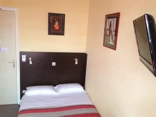 Hotel Savoy - Photo 4