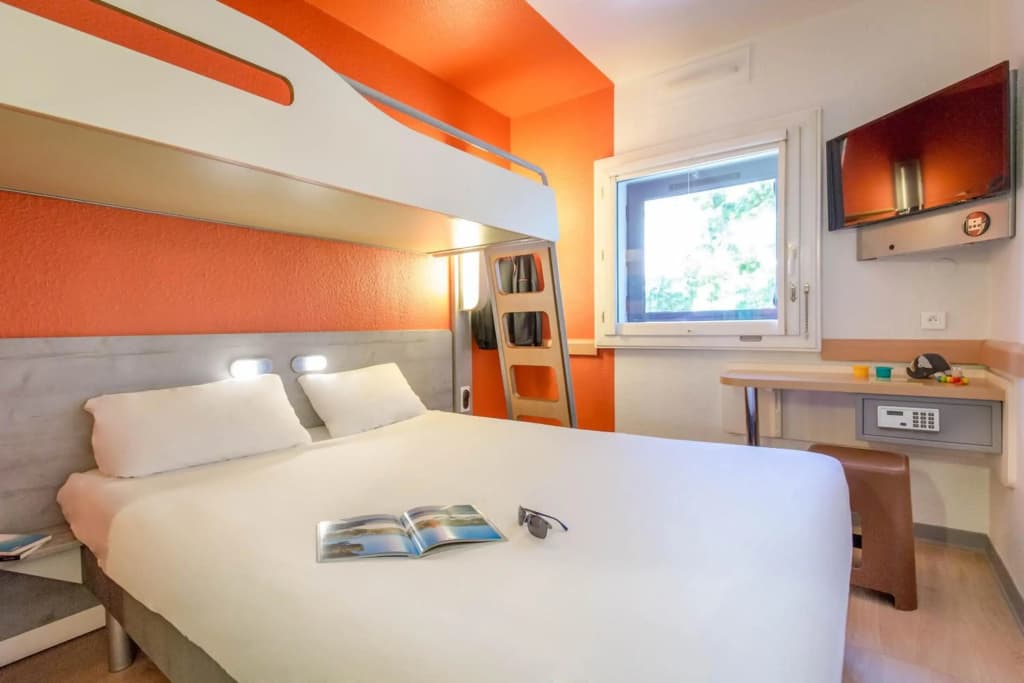 ibis budget Marseille Timone - Photo 2