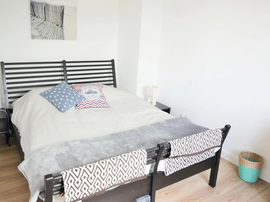 Charming Holiday Home Near the Beach, Locquirec - Miniature 2
