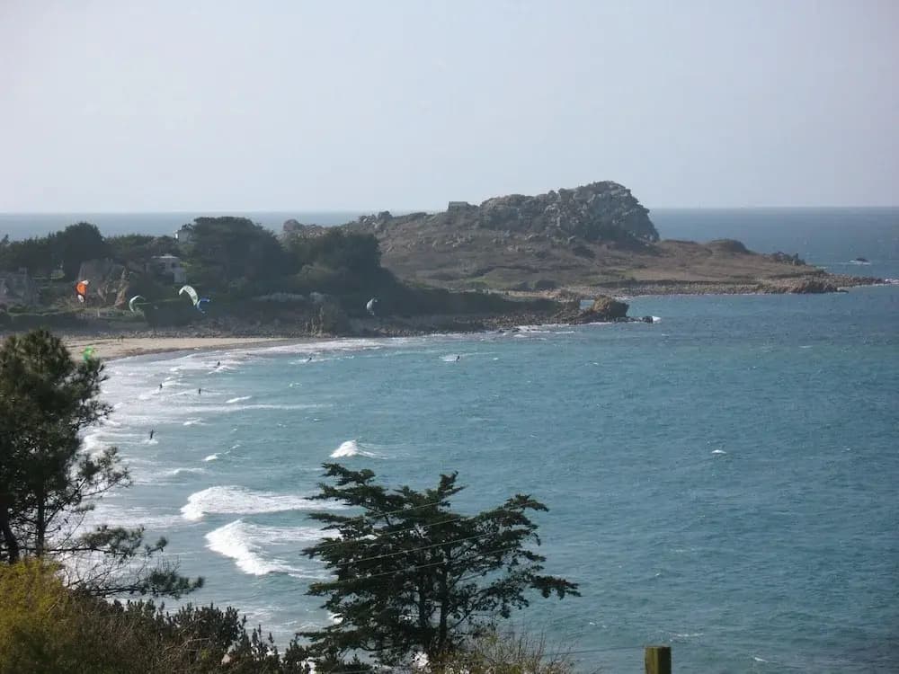 Cottage in Plougasnou Near Stunning Beaches - Miniature 5