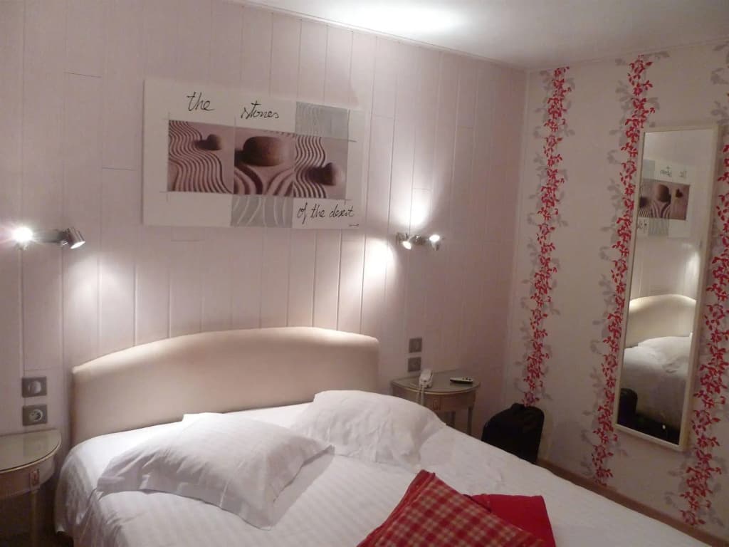 Hotel Restaurant Les Pins - Photo 5