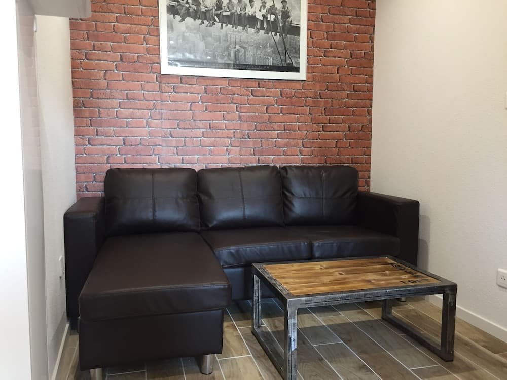 Loft Los Angeles - Photo 2