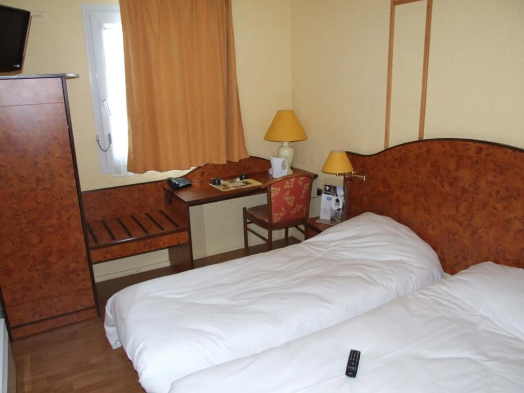 Logis Cottage Hotel Calais - Photo 3