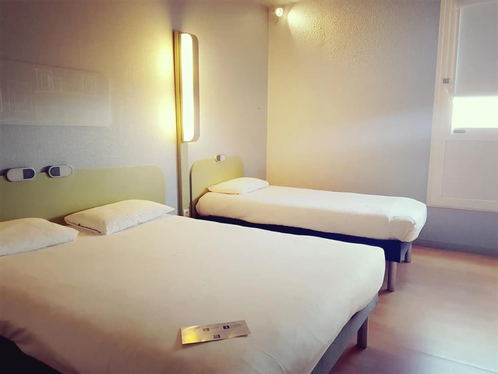 ibis budget Arles Palais des Congrès - Photo 1