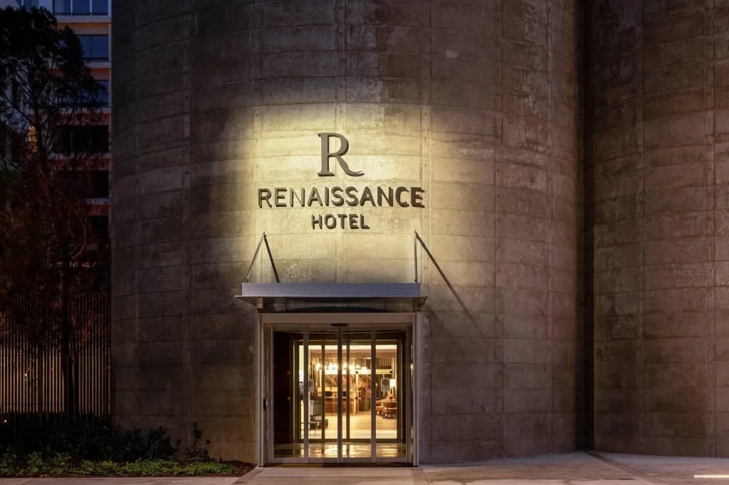 Renaissance Bordeaux Hotel - Photo 1
