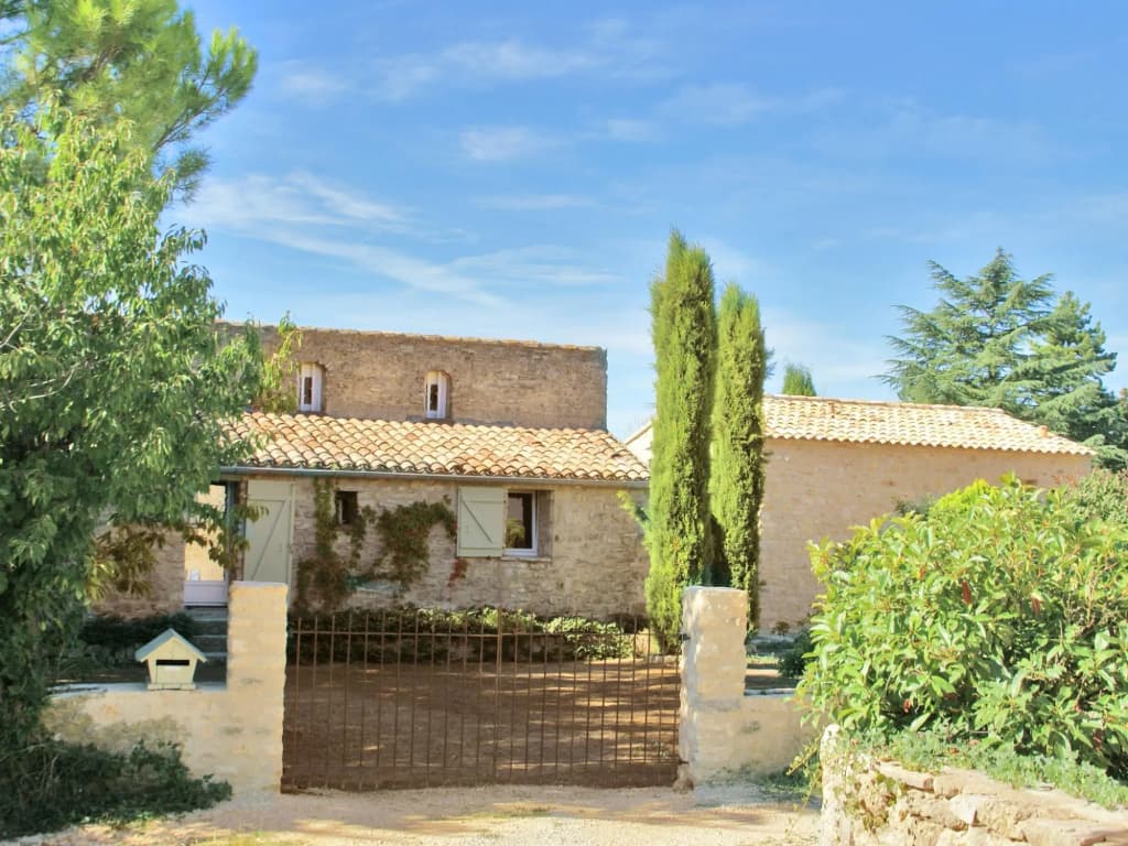 Splendid Villa in Viens With Swimming Pool - Photo 1