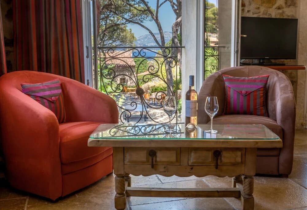 Hôtel Escapade - Miniature 8