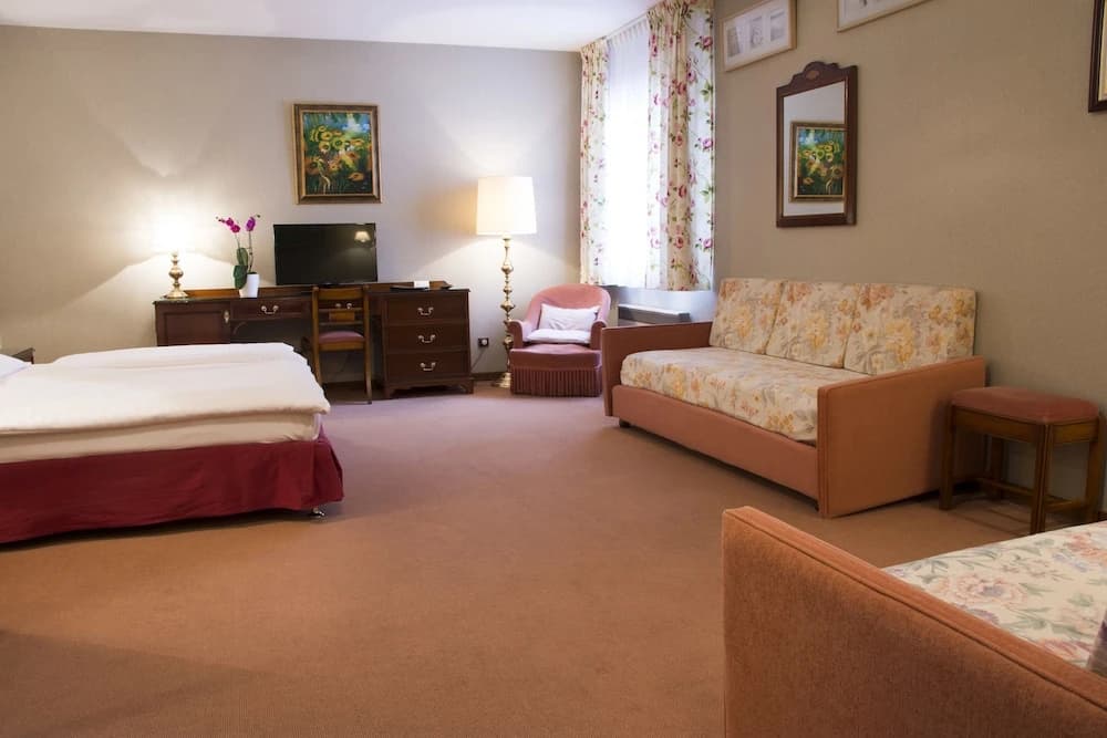 Hostellerie Saint Florent - Photo 3