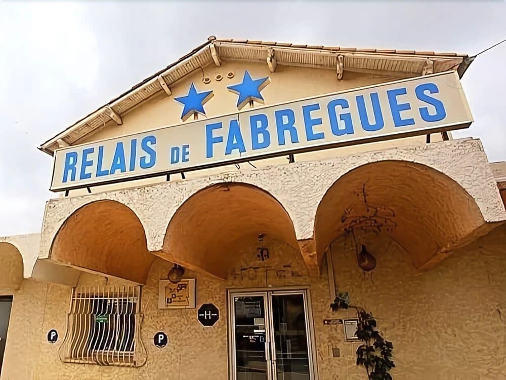 Hôtel Le Relais de Fabrègues - Photo 1
