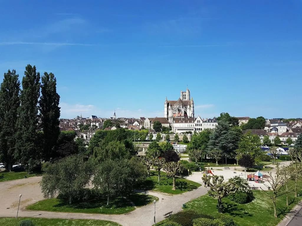 Ibis Budget Auxerre Centre - Miniature 7