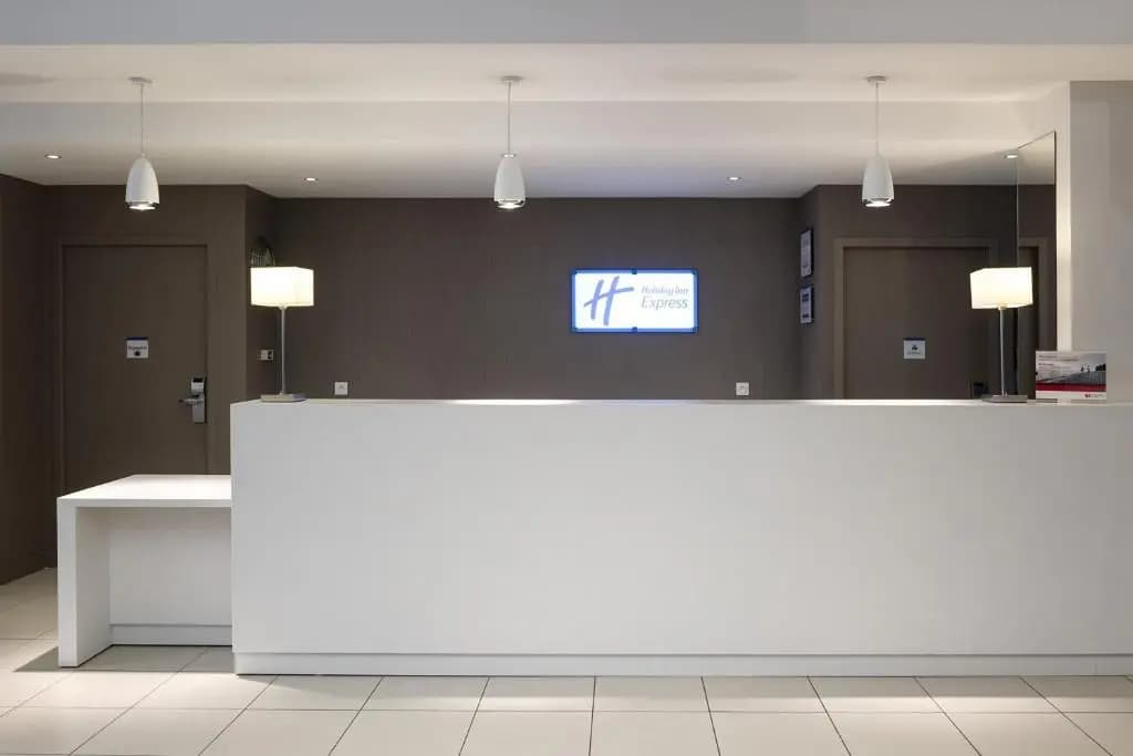 Holiday Inn Express Lille Centre by IHG - Photo 2