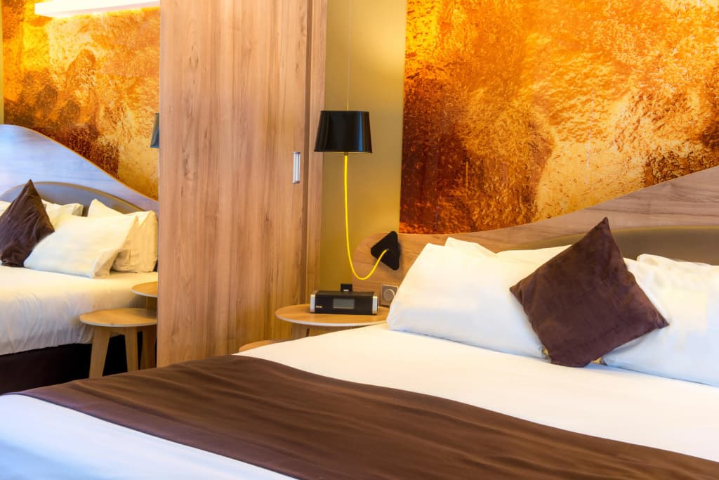 Holiday Inn Reims Centre by IHG (Chambres Rénovées) - Photo 3