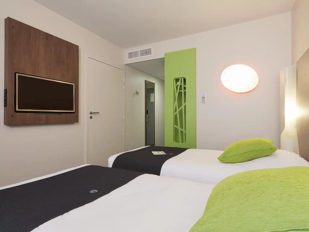 Campanile Hotel Lille Euralille - Photo 4