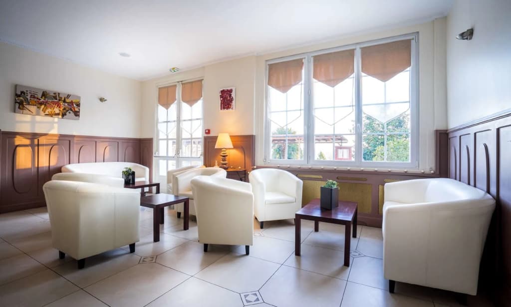 Best Western Hotel Ile de France - Miniature 8
