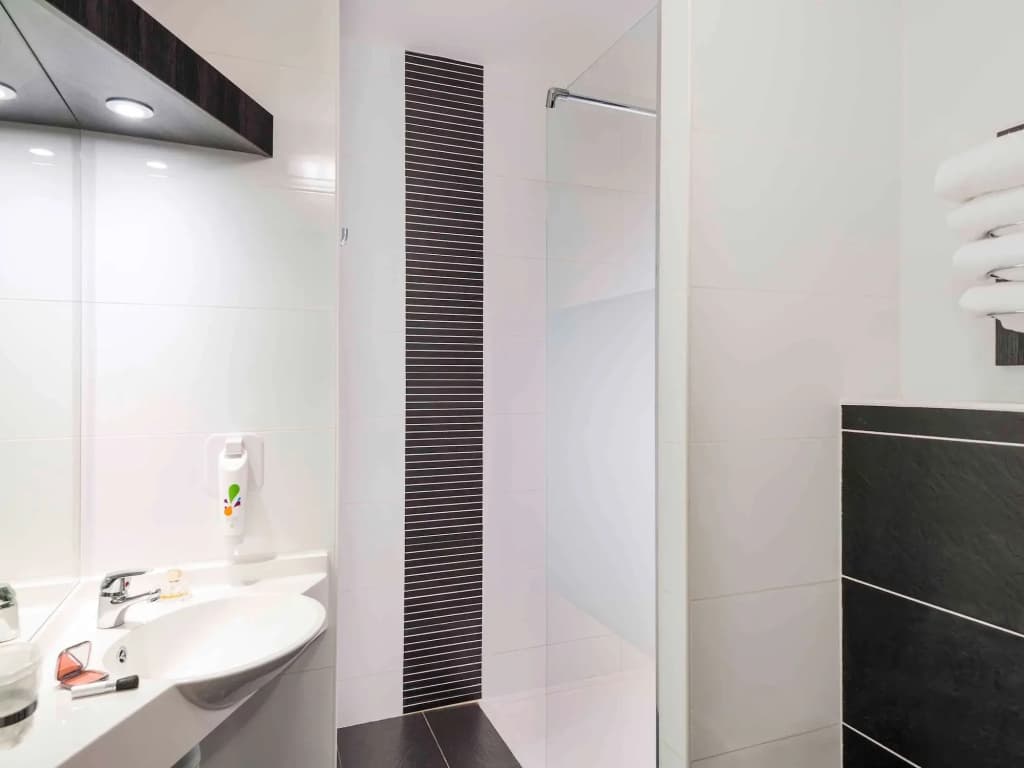 ibis Styles Rouen Val De Reuil - Miniature 7