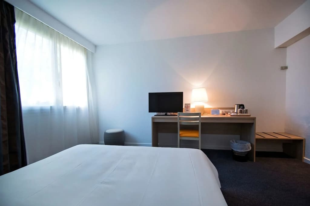 Hotel Kyriad Nemours - Photo 5