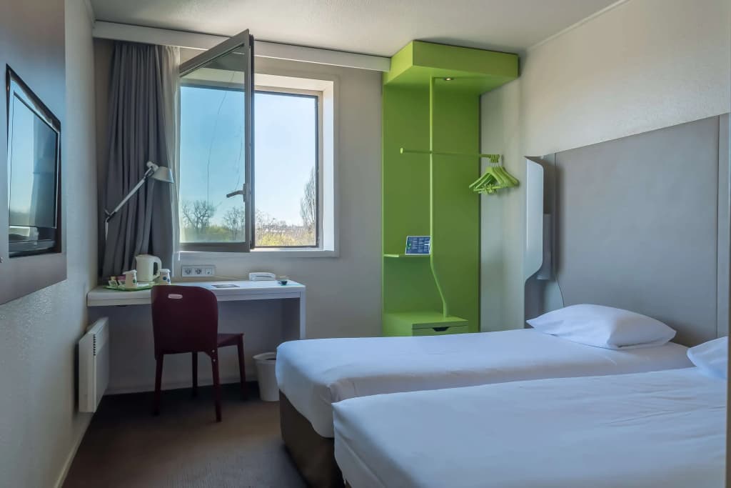 Hotel Campanile Nogent Sur Marne - Photo 3