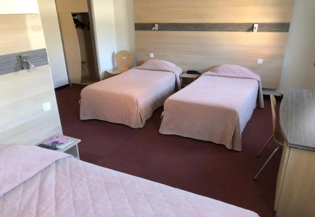 Hotel The Originals Annecy Nord (ex P'tit-Dej Hotel) - Photo 2