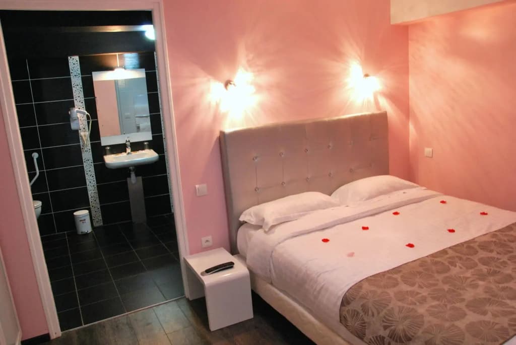 Hôtel Arc en Ciel et SPA - Les Sables d'Olonne - Photo 3