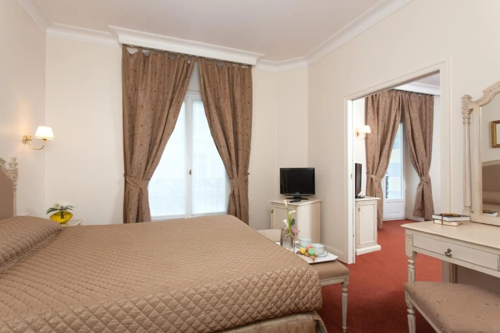 Grand Hotel Moderne - Photo 2