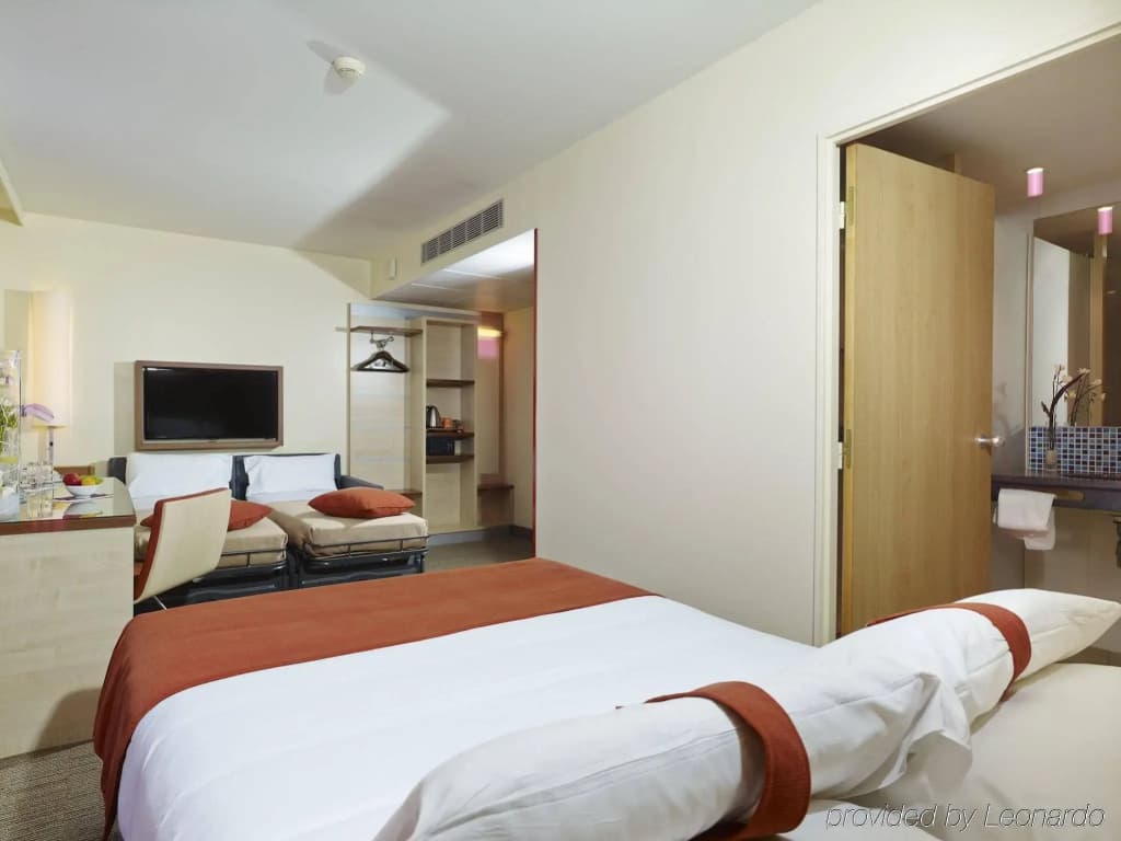 Holiday Inn Express Toulouse Airport by IHG - Photo 5