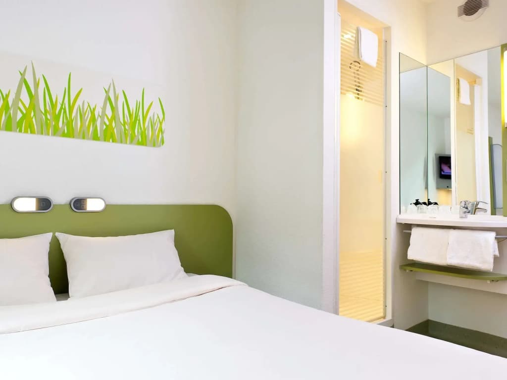 ibis budget Rambouillet - Photo 2