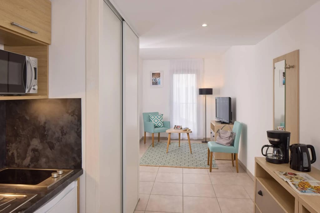 Quality Suites Marseille Centre Lodi - Miniature 7