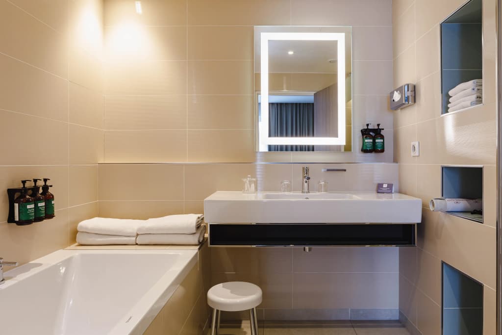 Crowne Plaza Lyon - Cité Internationale by IHG - Miniature 8