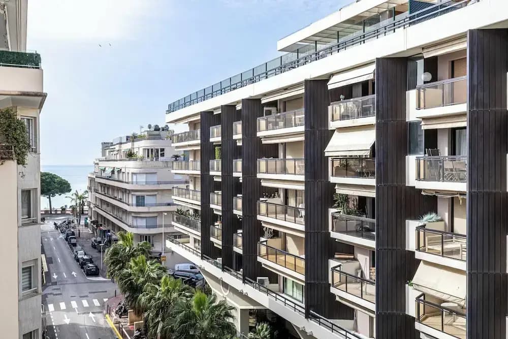 Elegance and Refinement With A/C - Cannes - Miniature 6