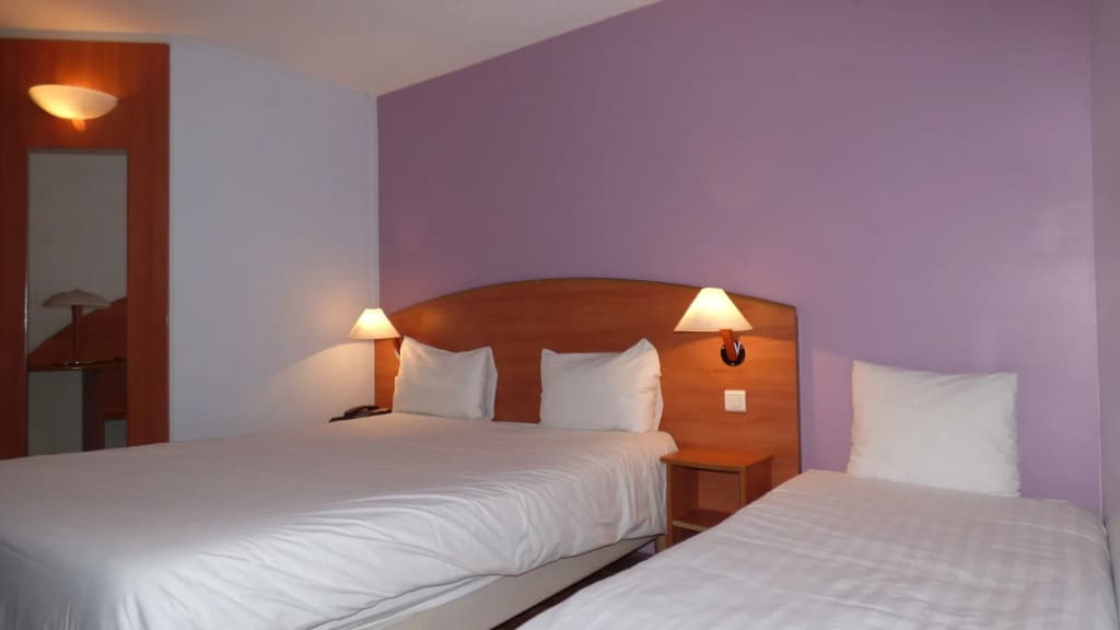 Central Hotel - Miniature 6