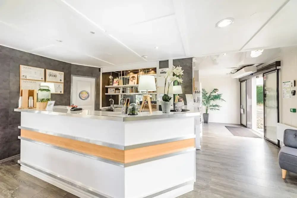 Hotel Belfort Bessoncourt - Photo 2
