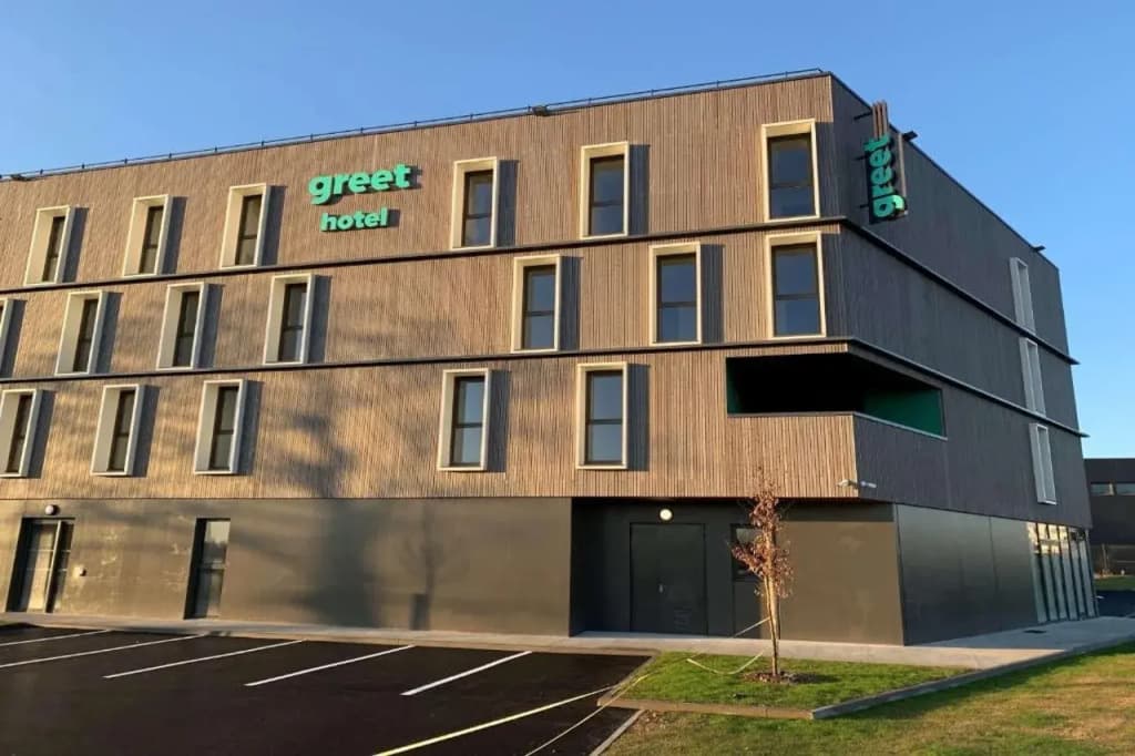 Greet Hotel Rennes Pace - Photo 1