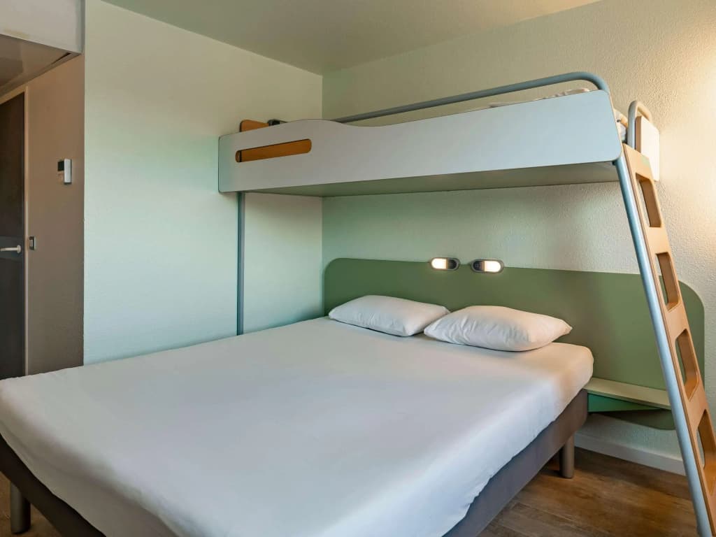 ibis budget Marne la Vallee Pontault Combault - Miniature 7