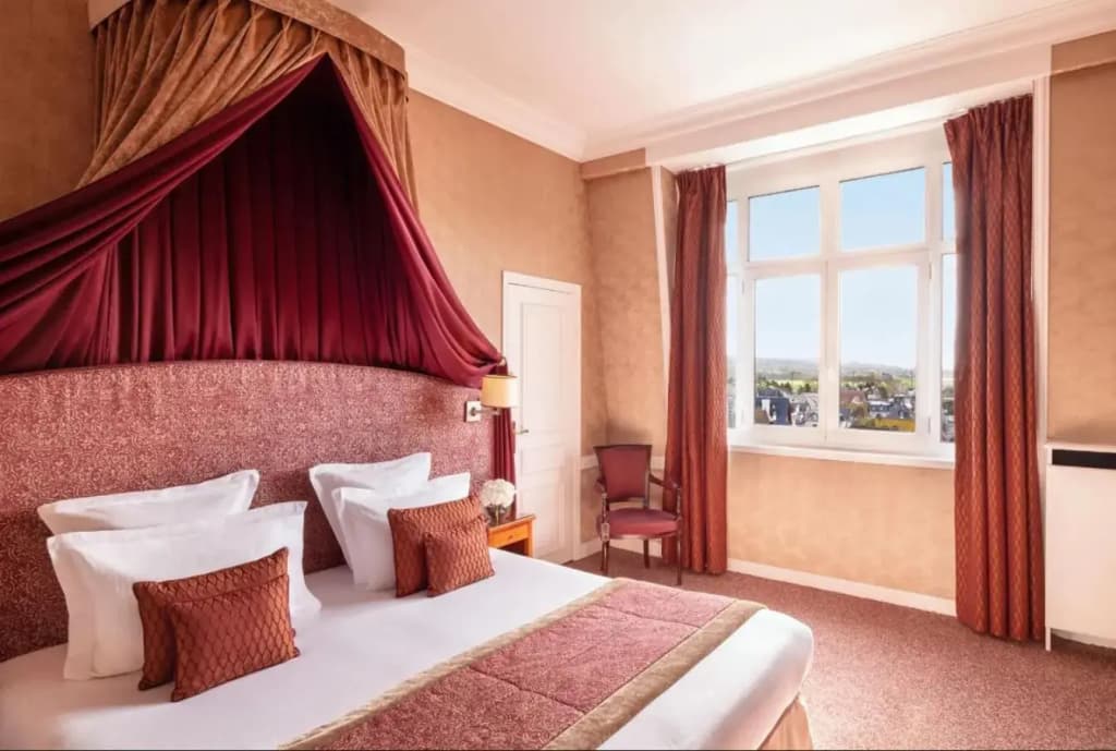 Hôtel Barrière Le Royal Deauville - Photo 4
