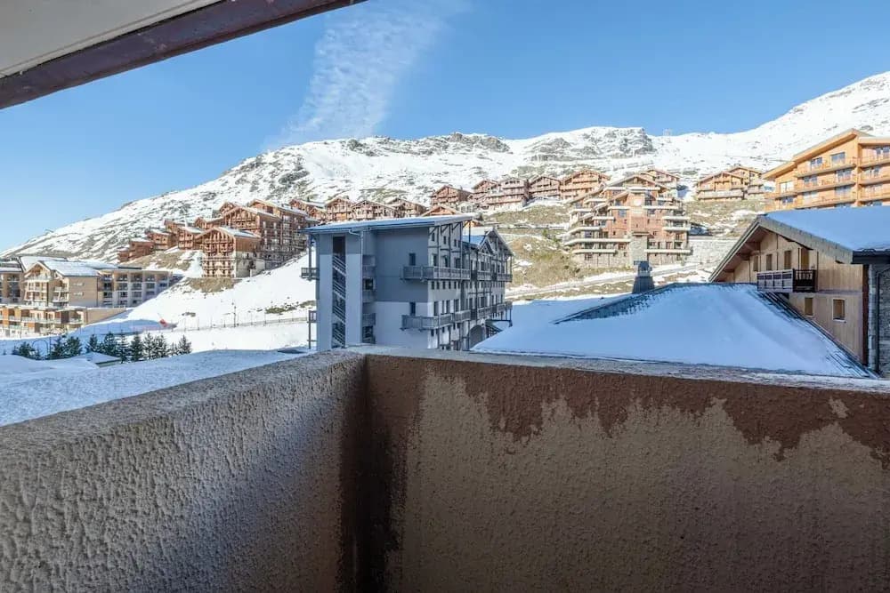 2 Bedroom Apartment With Parking and Balcony - Miniature 6