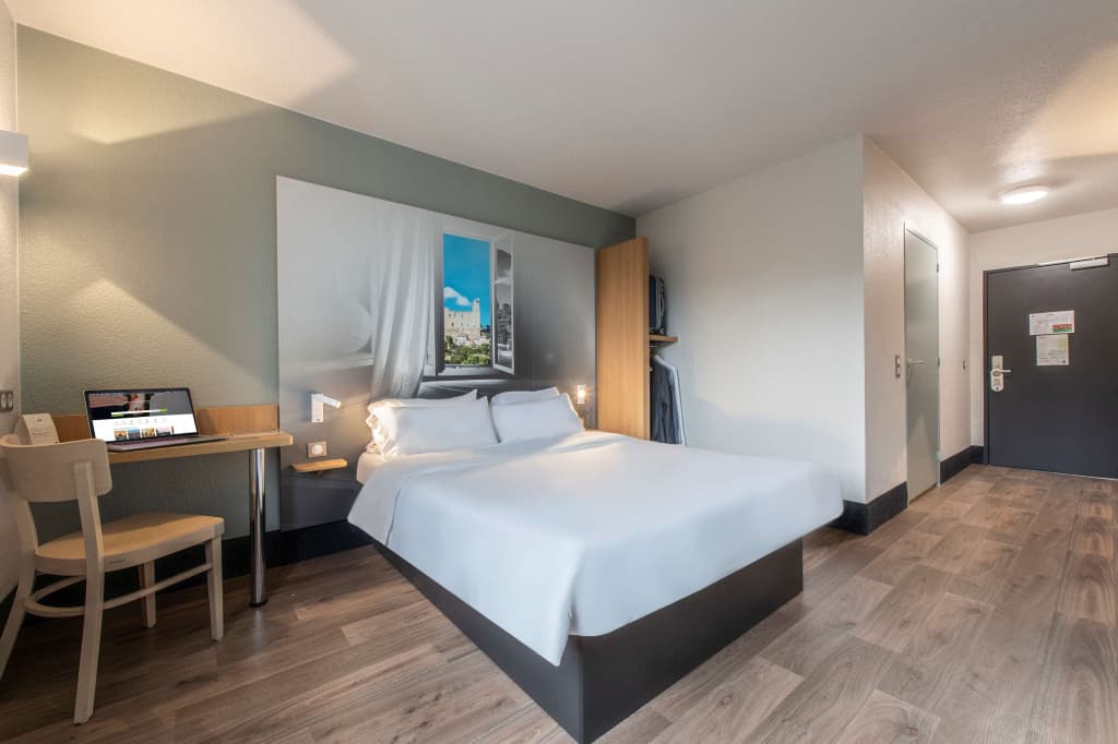 B&B HOTEL Orange - Miniature 6