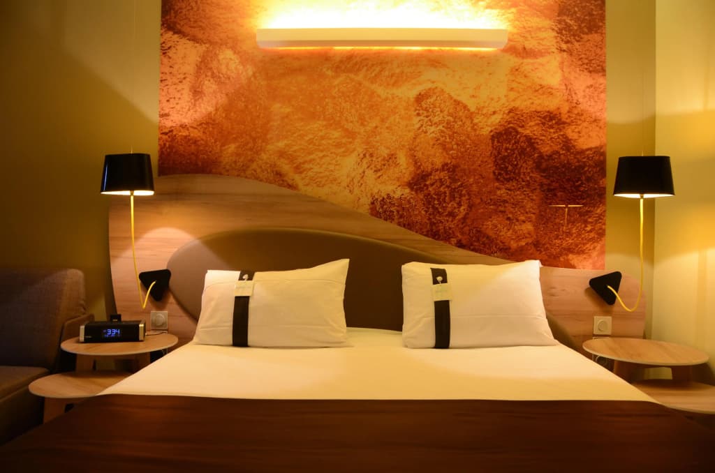 Holiday Inn Reims Centre by IHG (Chambres Rénovées) - Miniature 6