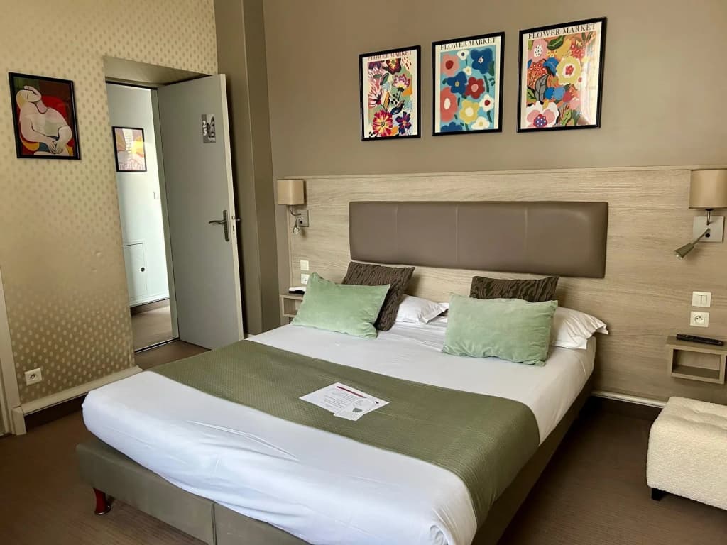 Hotel Marguerite - Miniature 7