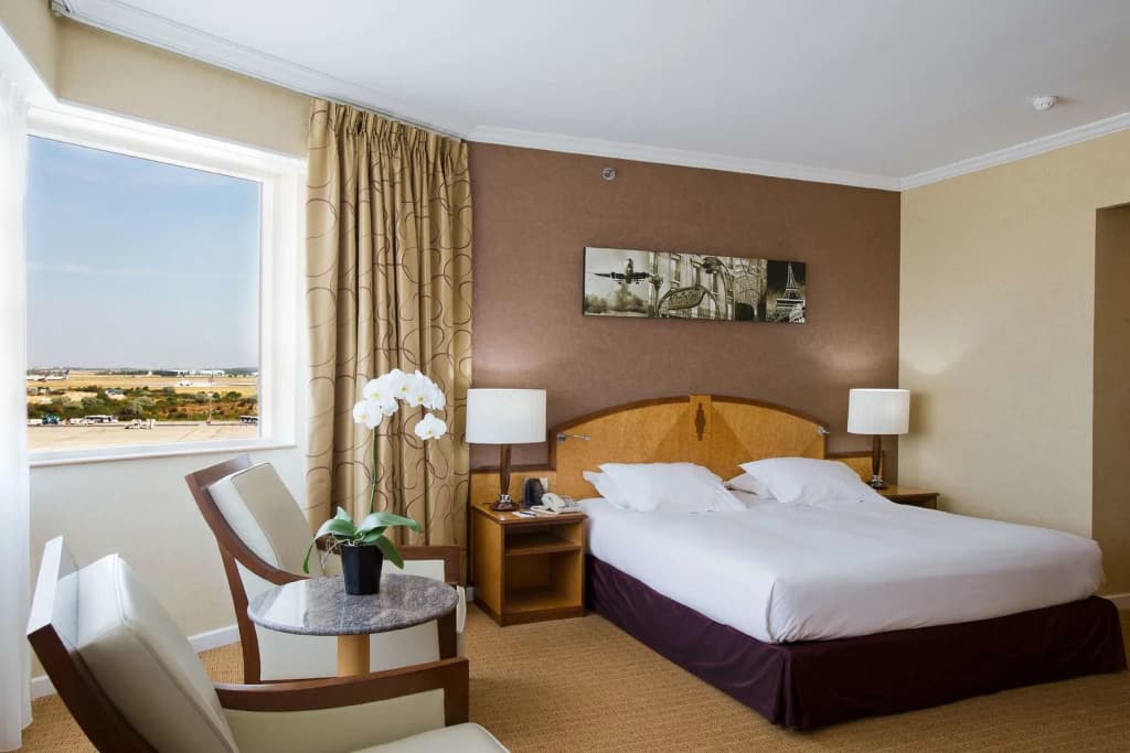 Hilton Paris Charles de Gaulle Airport - Miniature 6