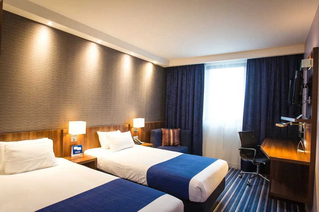 Holiday Inn Express Dijon by IHG - Photo 3