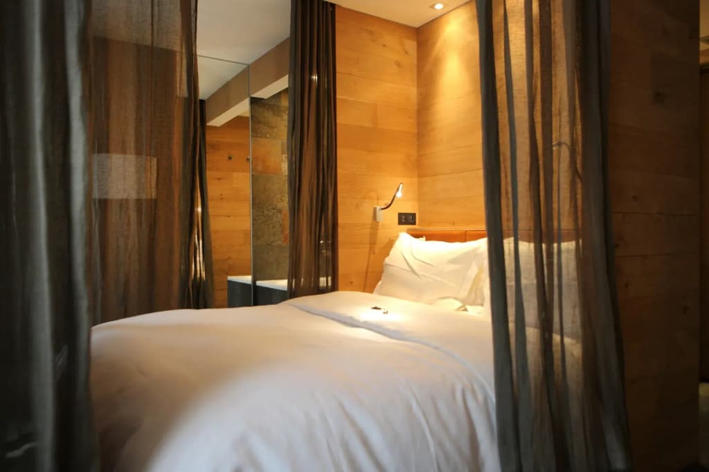 Hidden Hotel - Photo 5