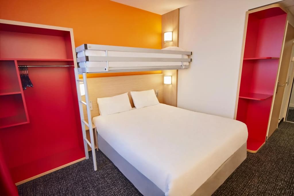 Kyriad ECO - Clermont Ferrand Estaing - Photo 5