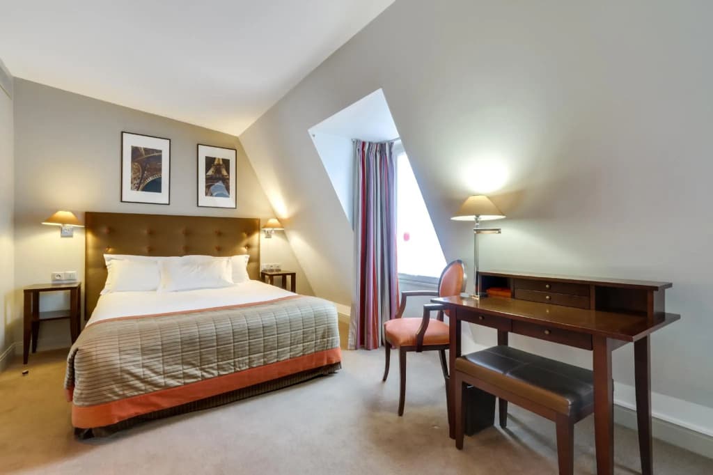 Le 12 Hotel - Photo 4