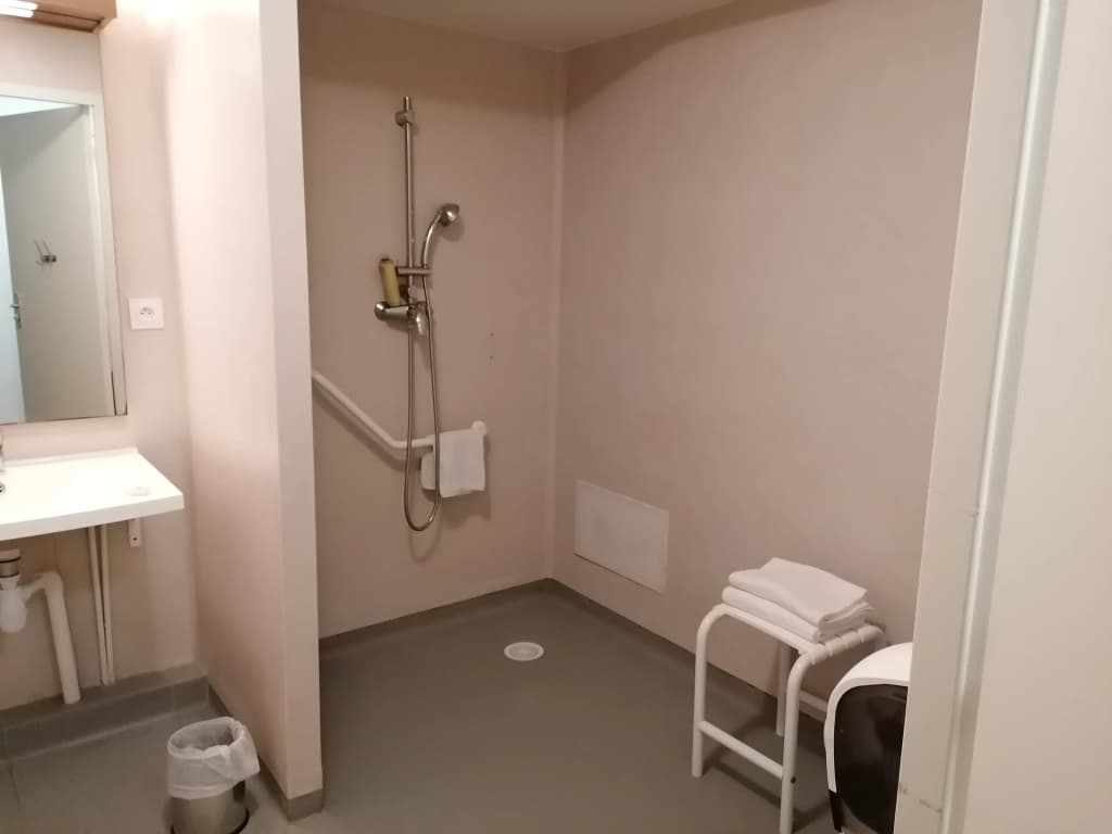 Terres de France - Appart'Hotel Quimper - Miniature 8